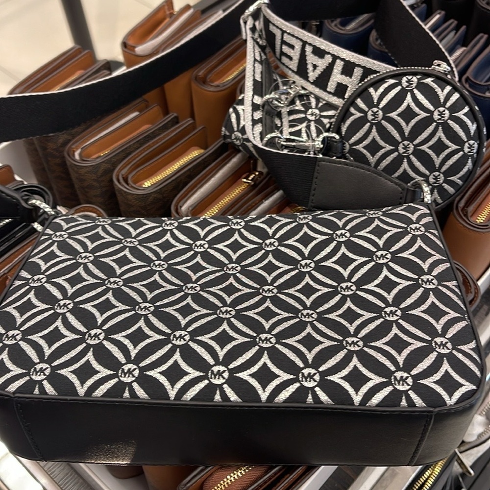 MICHAEL KORS Jet Set Travel Small Logo Jacquard Crossbody With Tech Attach NWT - Picture 7 of 16